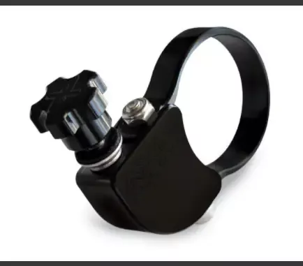 WINDSHIELD MOUNT ATTACHMENT